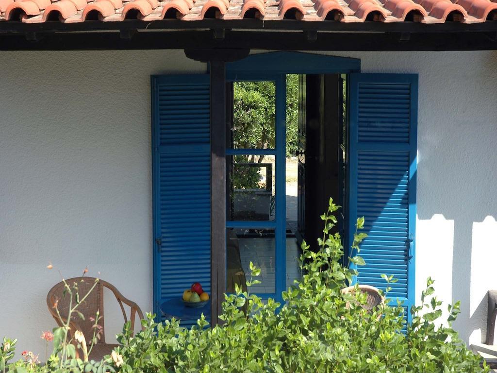 Skites Hotel Bungalows Ouranoupoli Ruang foto